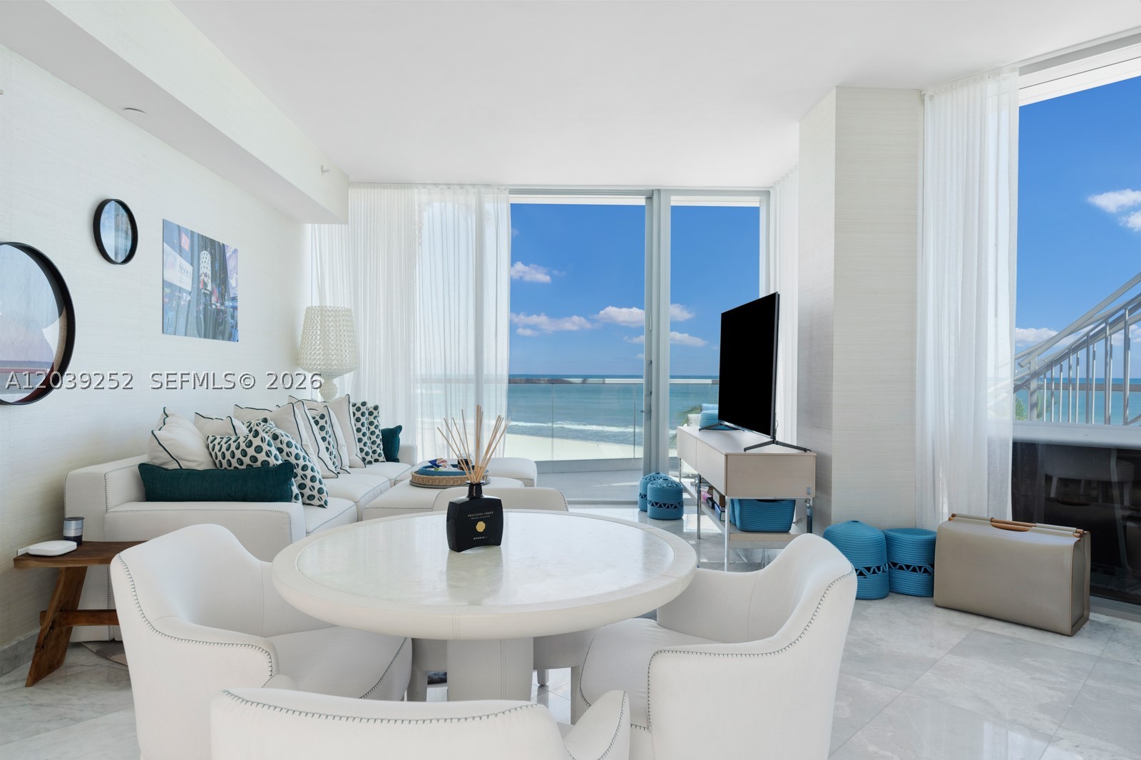 18501 Collins Ave #2304 Sunny Isles Beach, FL 33160