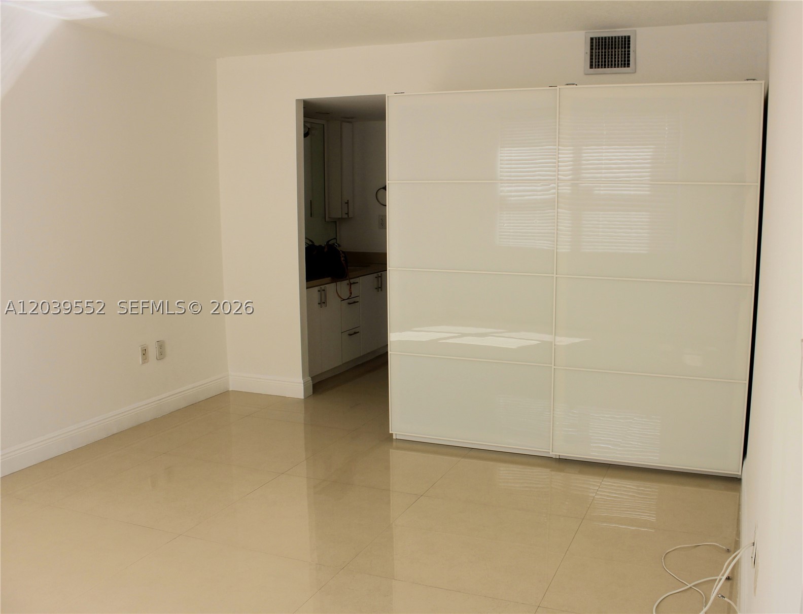 image Brickell Bay Club15