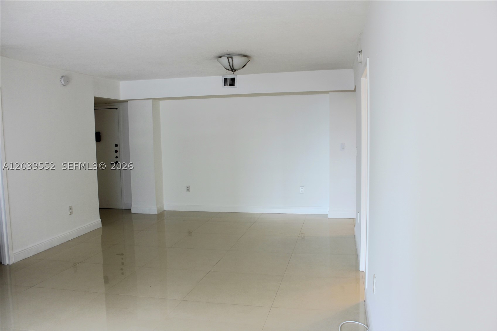 image Brickell Bay Club17