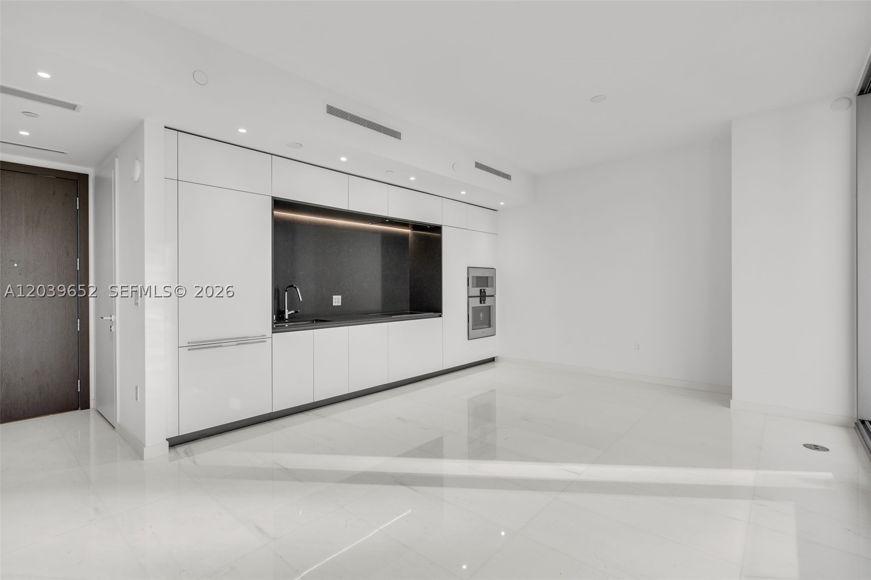 image Aston Martin Residences3