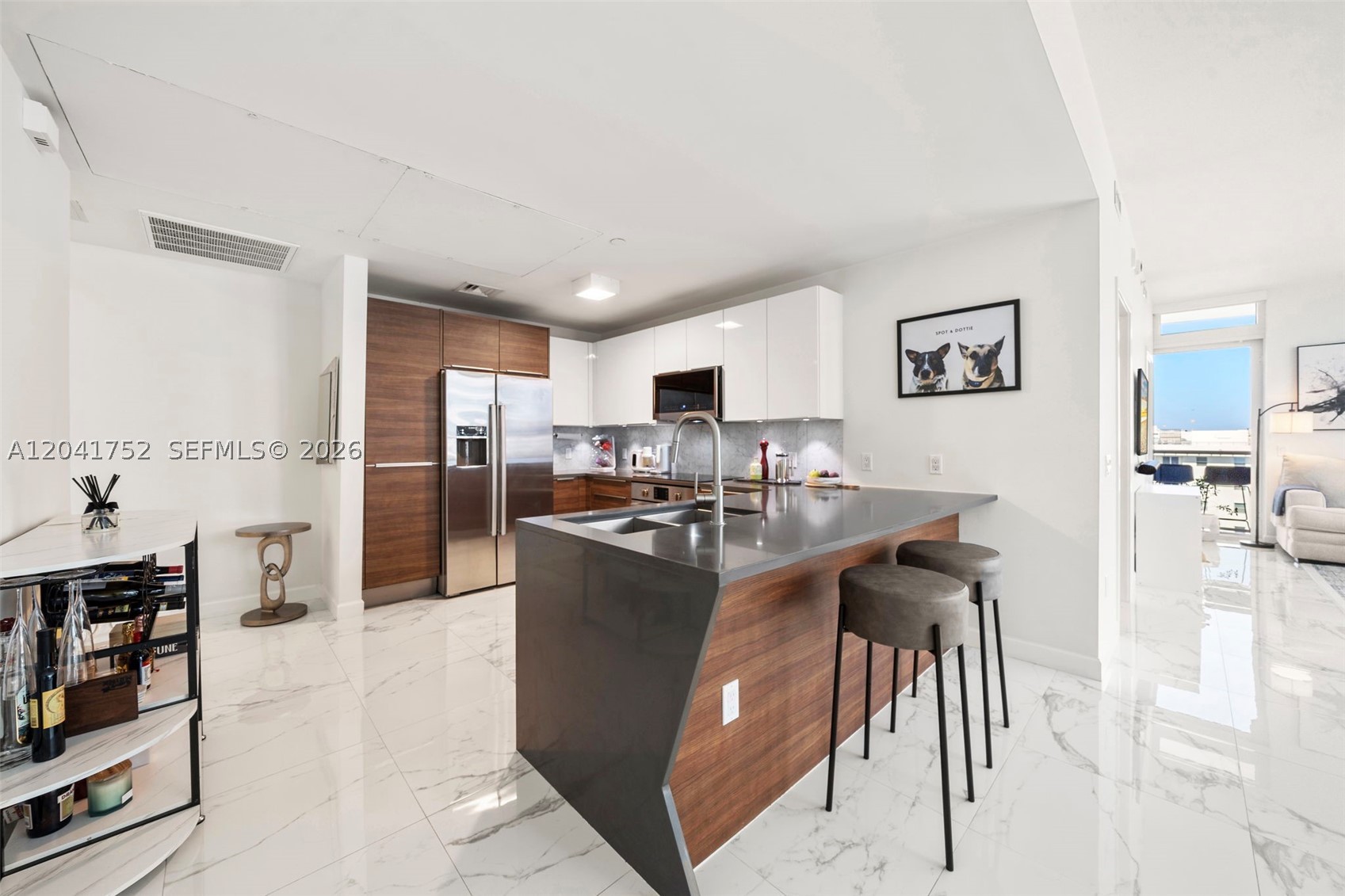 601 NE 27th St #1001 Miami, FL 33137