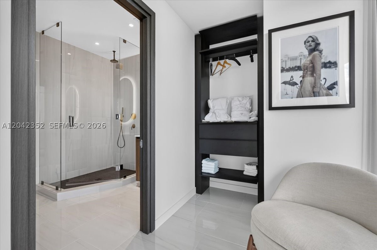 image E11EVEN Hotel & Residences18