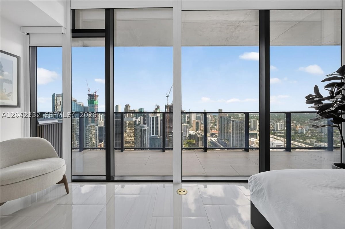 image E11EVEN Hotel & Residences22
