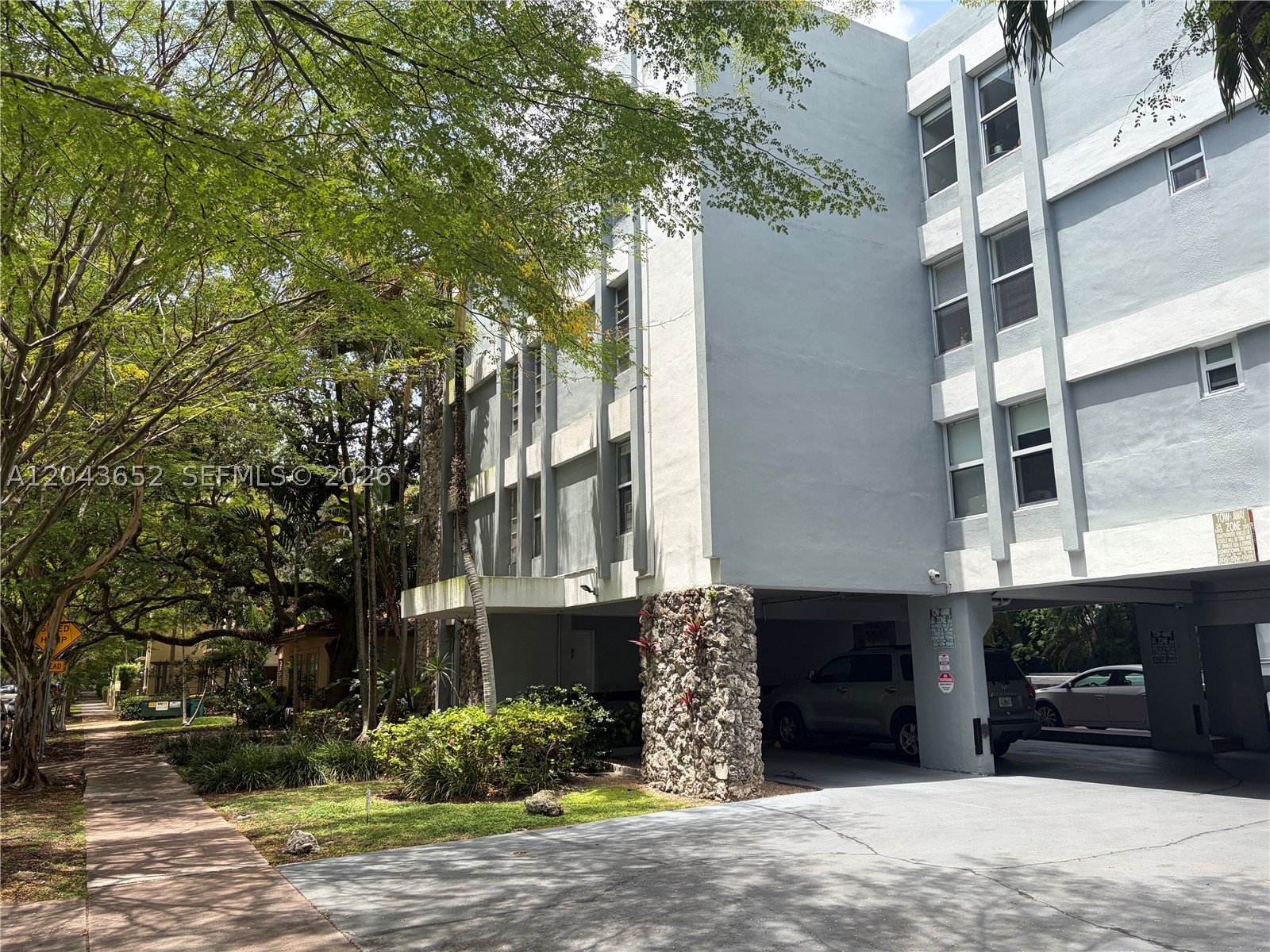 820 Salzedo St #405