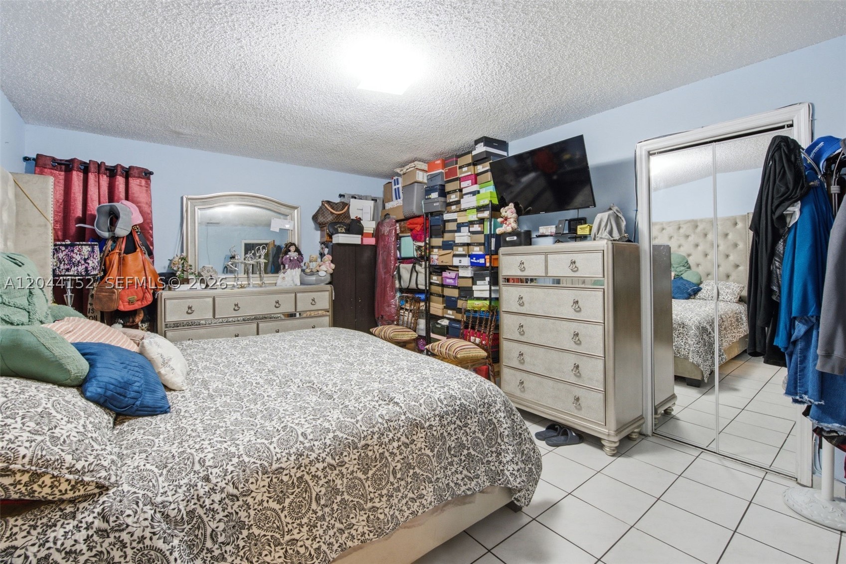 2801 SW 24th St Miami, FL 33145