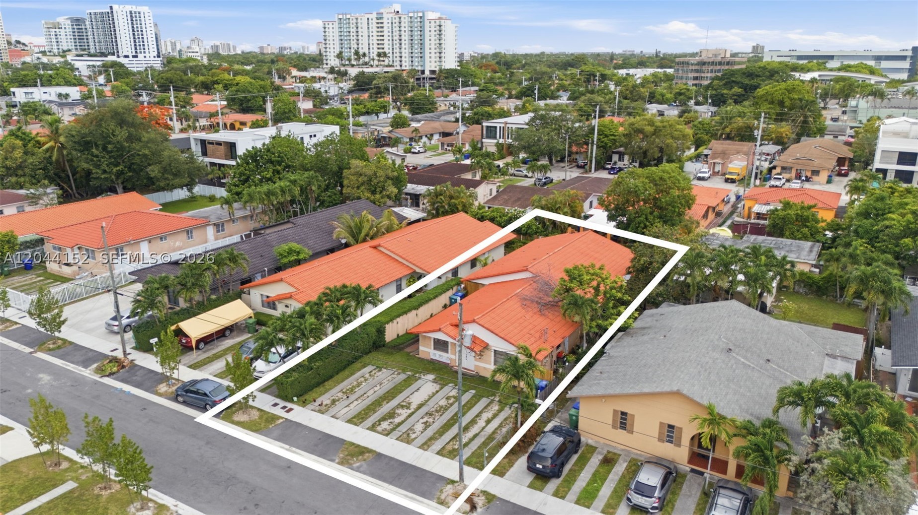 2801 SW 24th St Miami, FL 33145