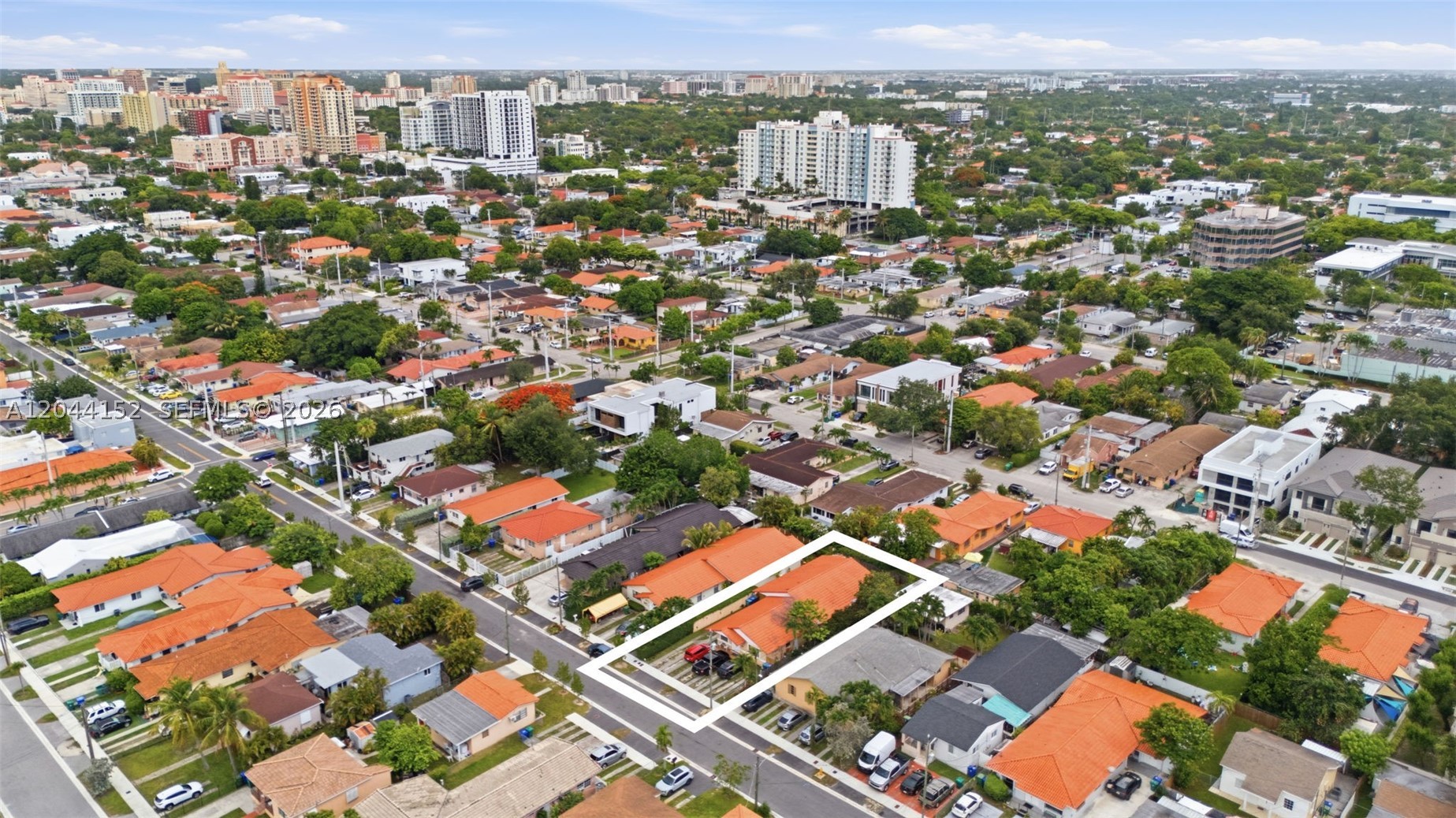 2801 SW 24th St Miami, FL 33145
