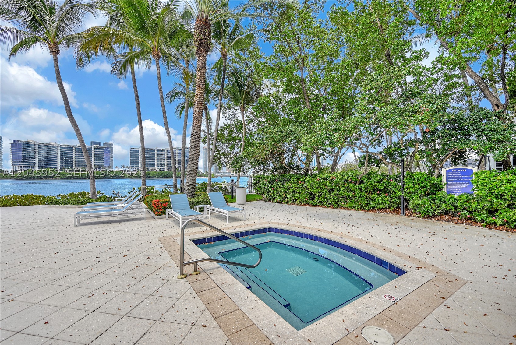 3245 NE 184th St #13104 Aventura, FL 33160