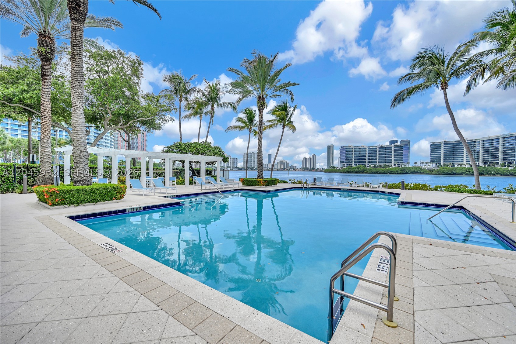 3245 NE 184th St #13104 Aventura, FL 33160