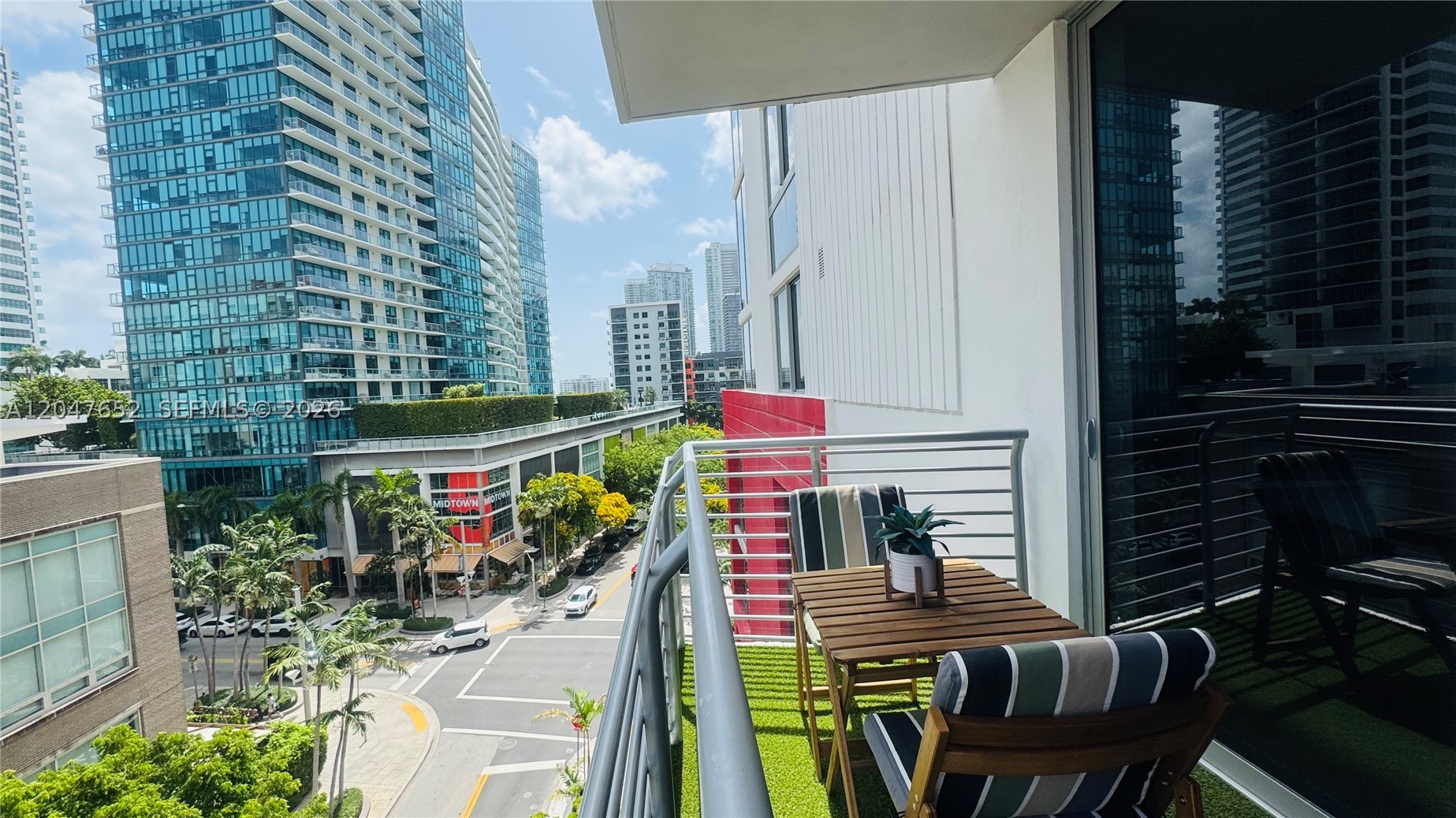 image The Standard Residences Midtown Miami13