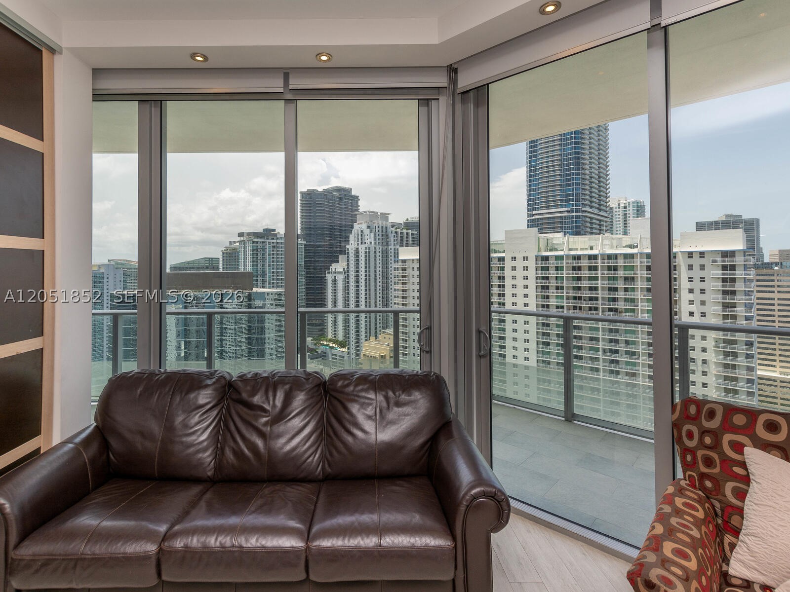 image Brickell House47