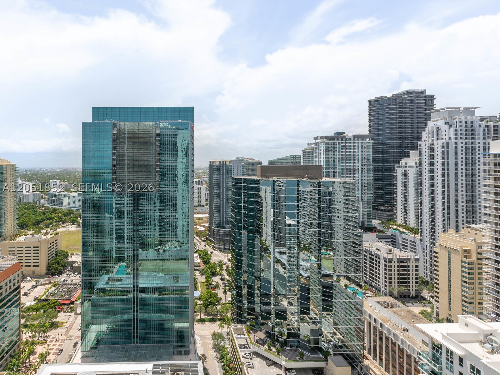 image Brickell House50