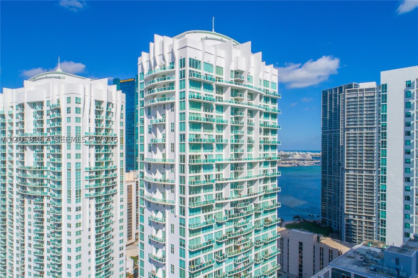 image Brickell on the River South29