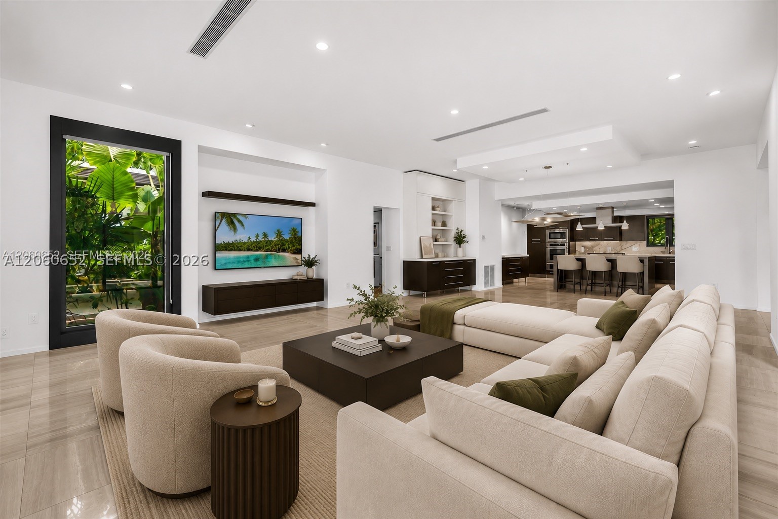 6840 Sunrise Pl Coral Gables, FL 33133