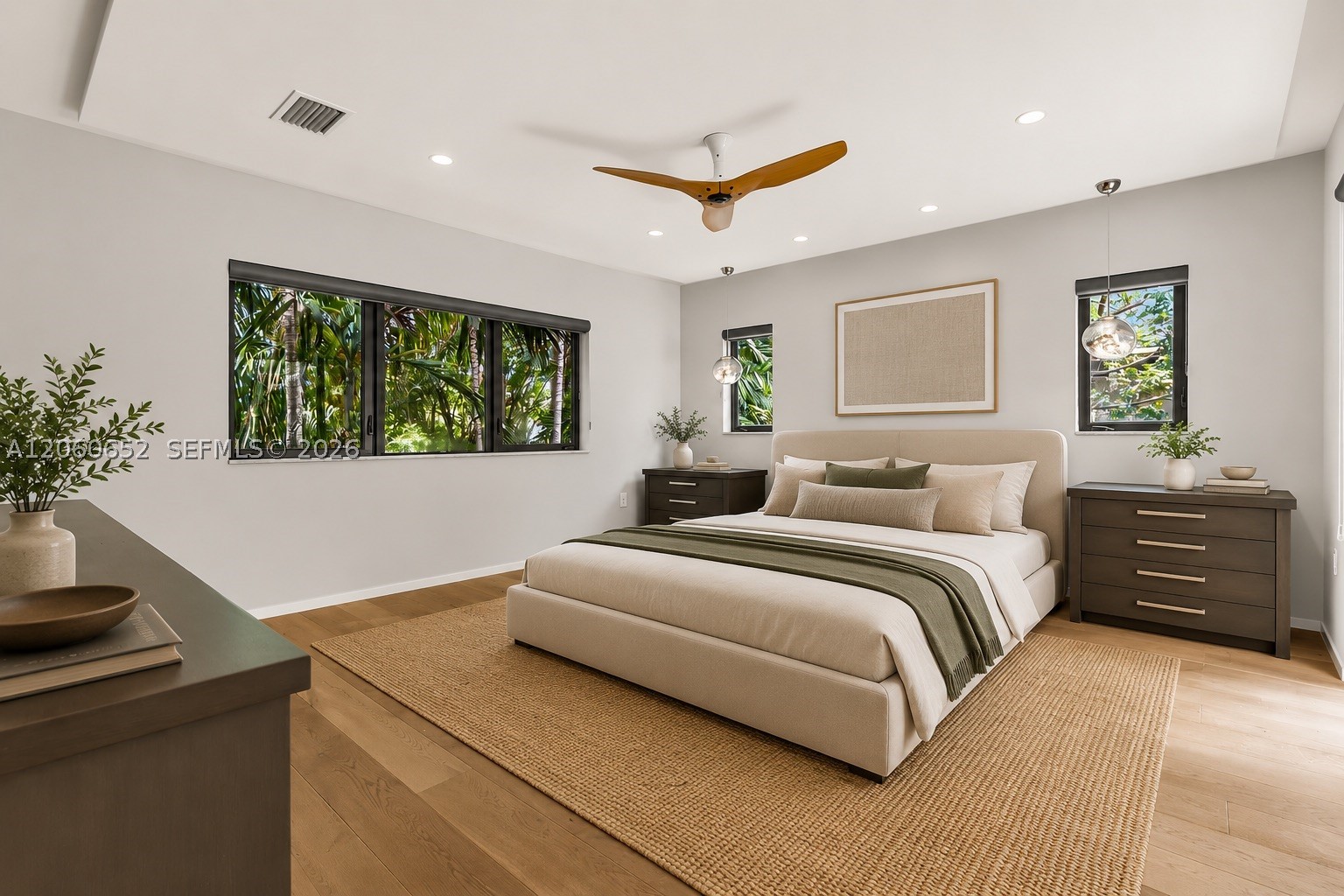 6840 Sunrise Pl Coral Gables, FL 33133