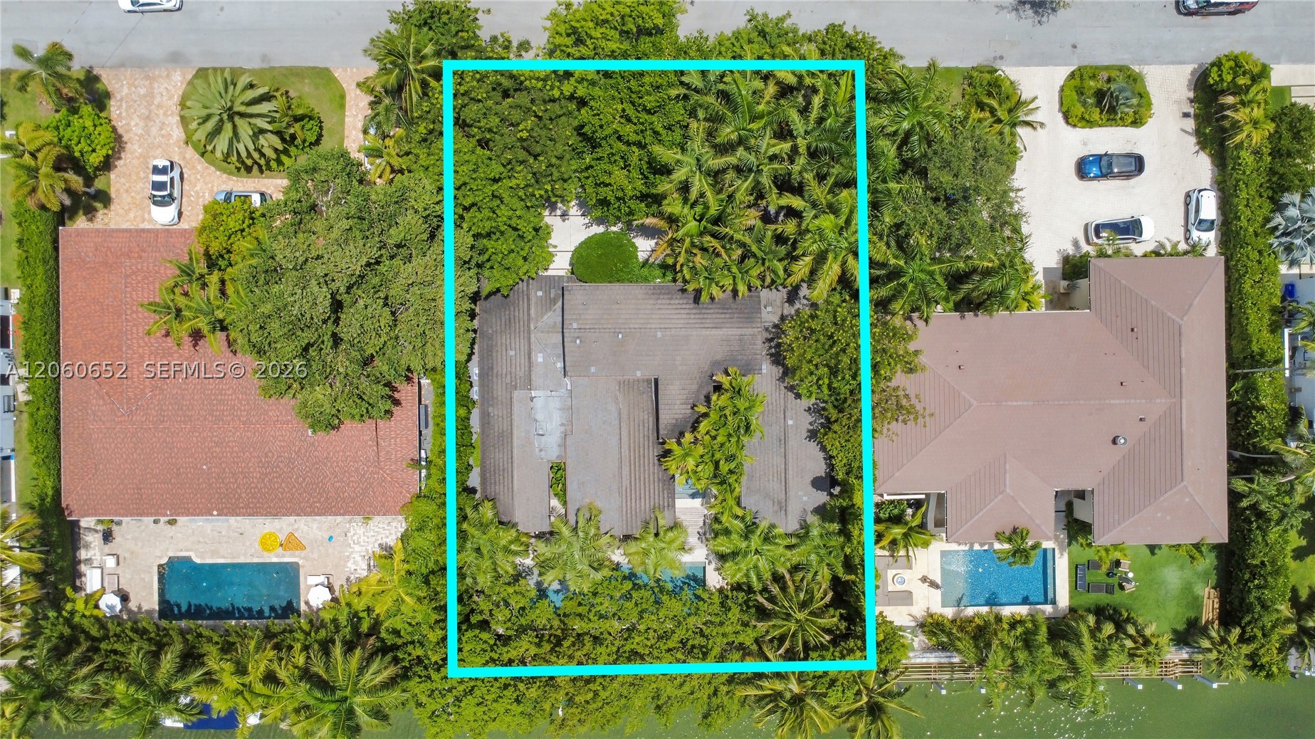 6840 Sunrise Pl Coral Gables, FL 33133