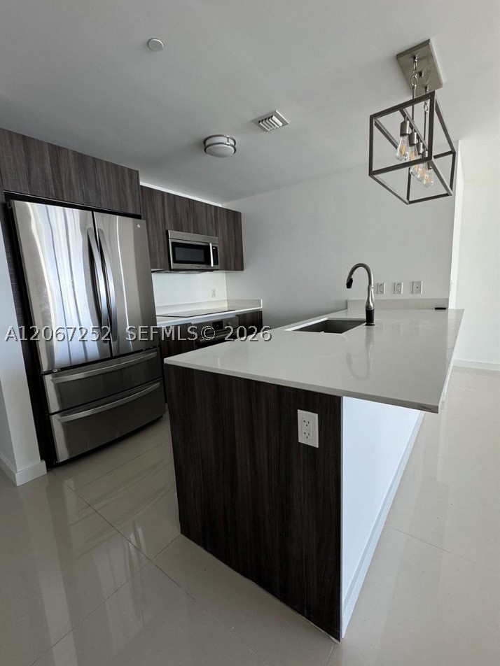 image Aria on the Bay11
