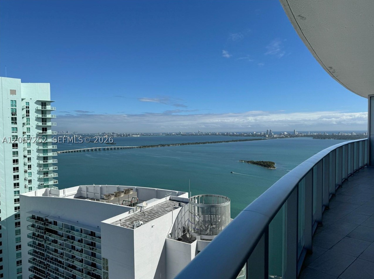 image Aria on the Bay1
