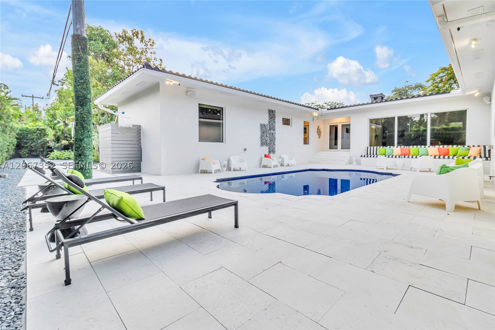 460 NE 50th Ter Miami, FL 33137