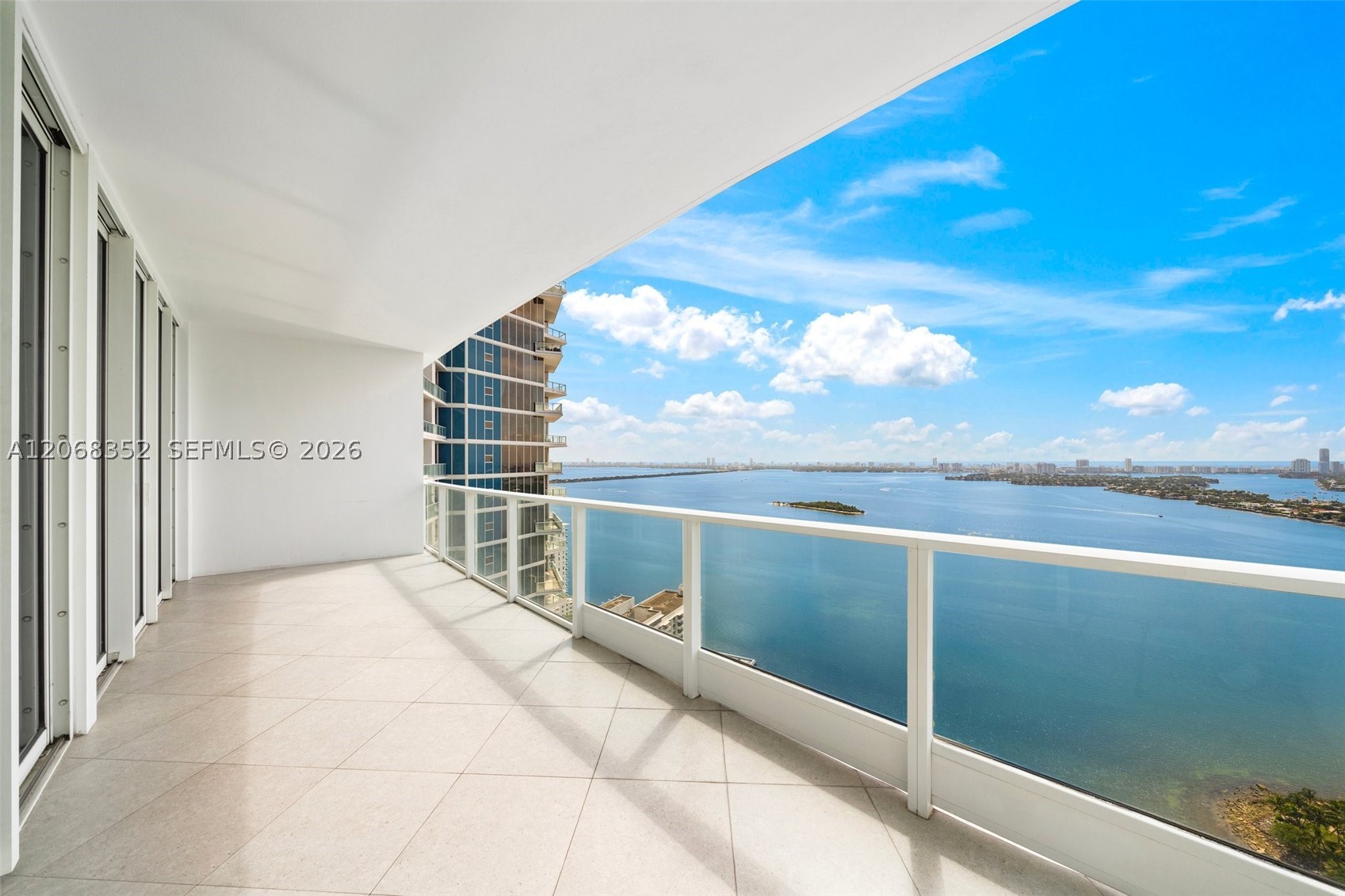2020 N Bayshore Dr #1407