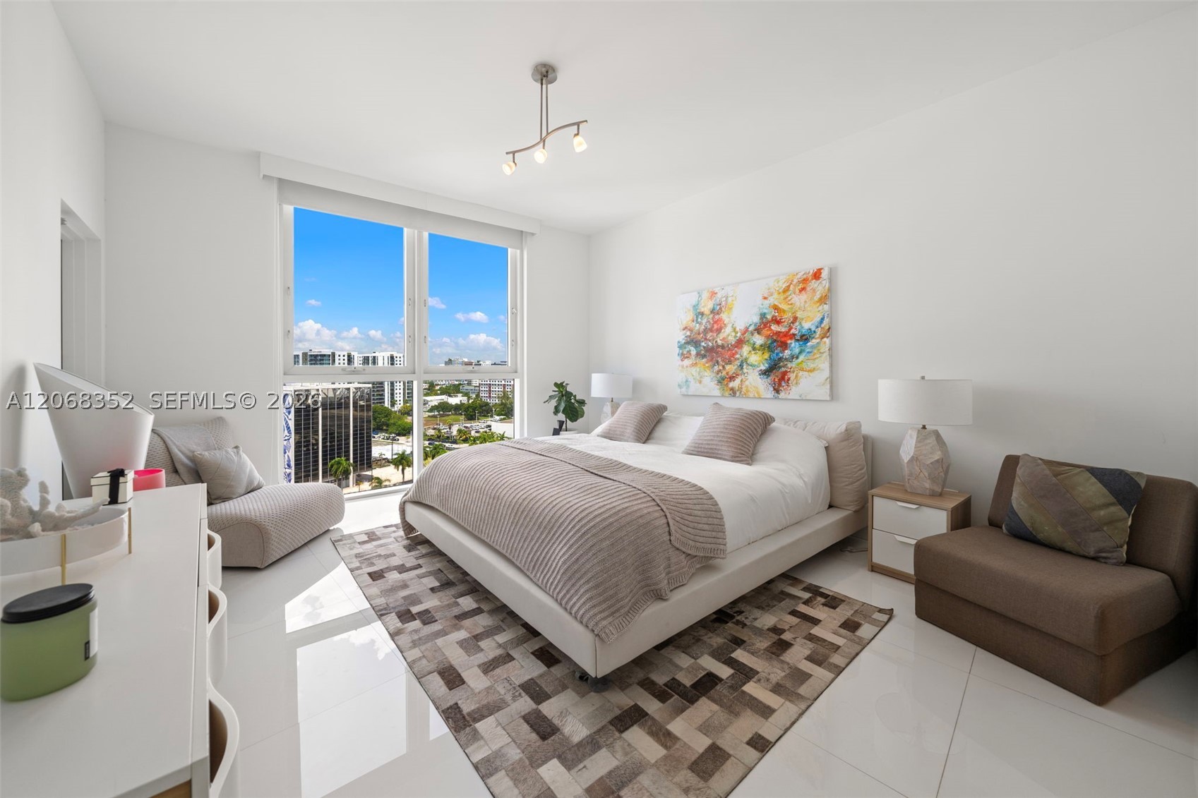 image Paramount Bay16