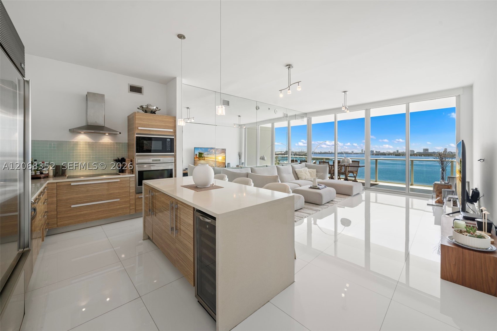 image Paramount Bay7