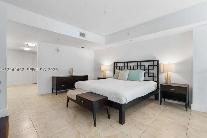 image Brickell on the River South25