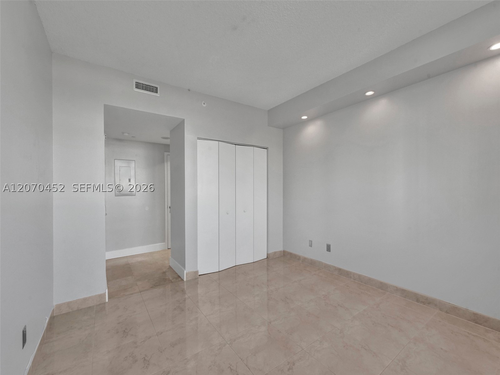 2475 Brickell Ave #804 Miami, FL 33129