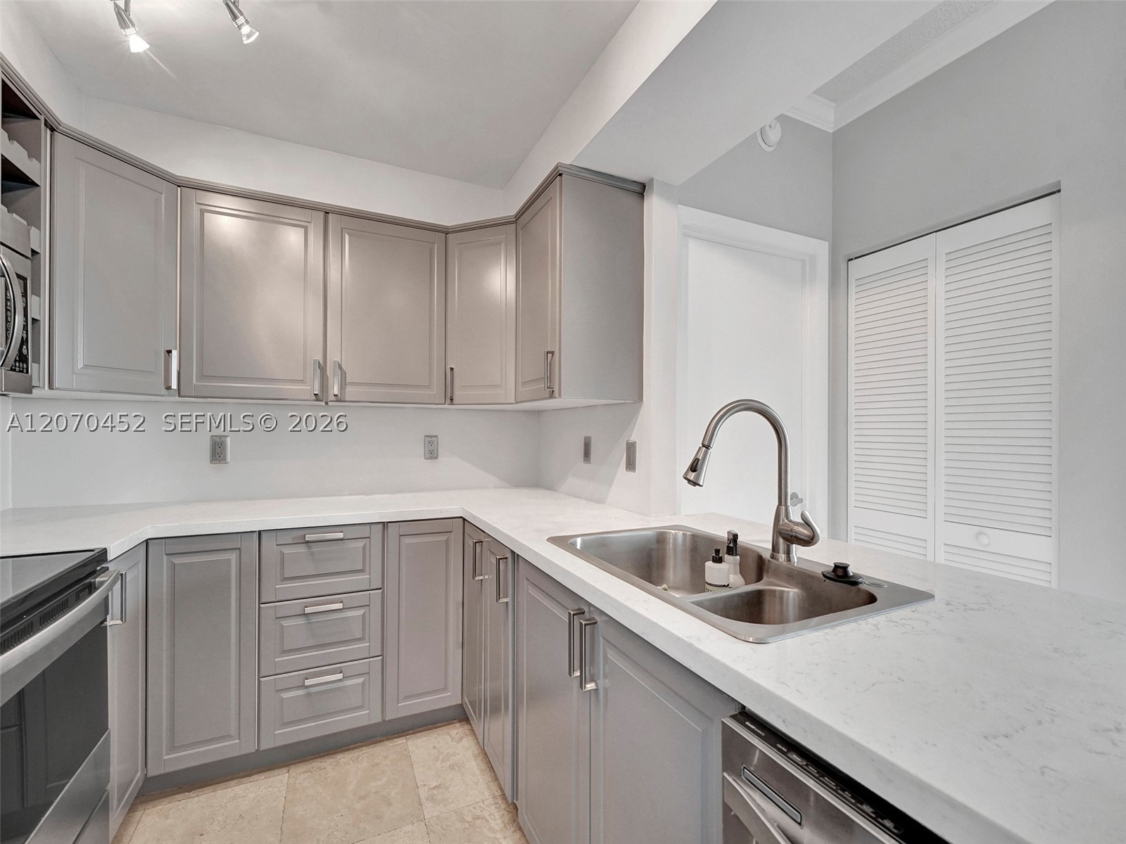 2475 Brickell Ave #804 Miami, FL 33129