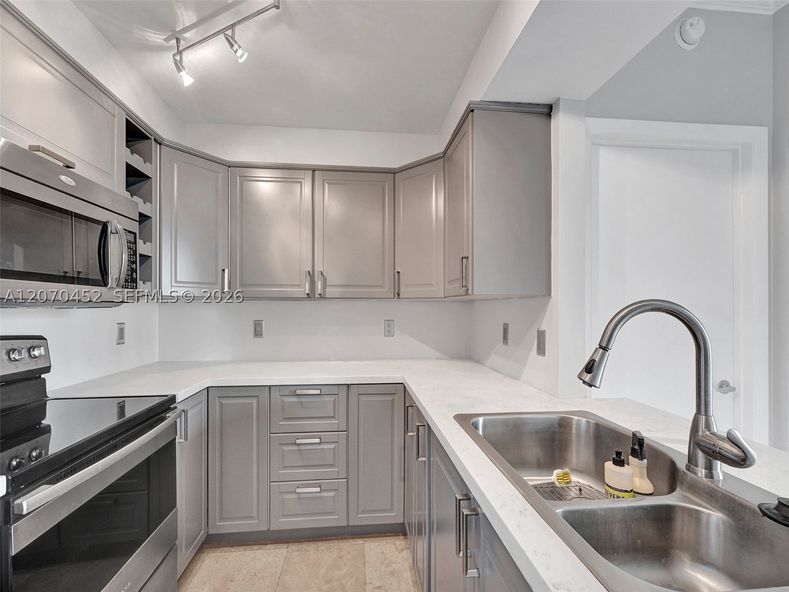 2475 Brickell Ave #804 Miami, FL 33129
