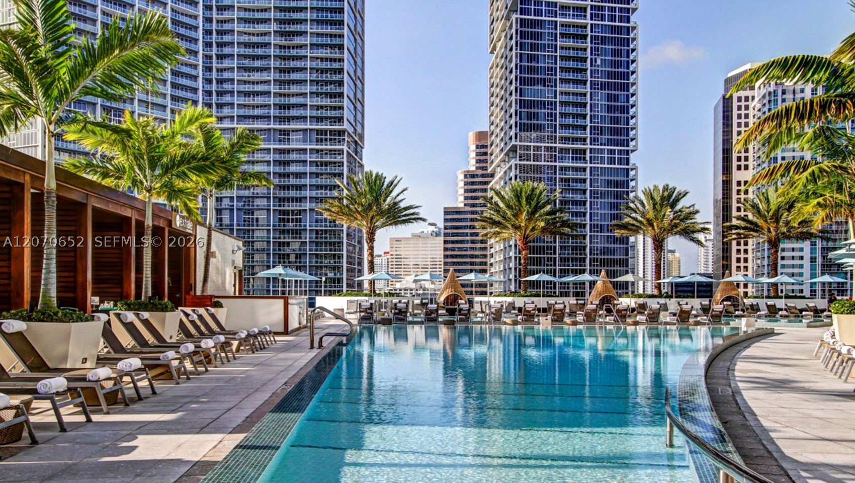 image Epic Residences44
