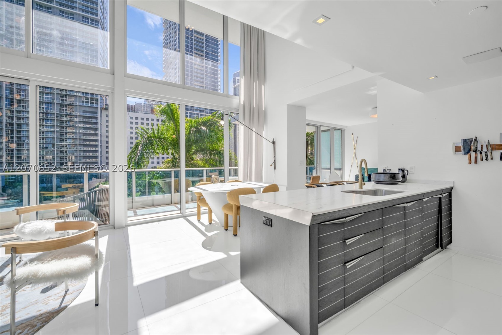image Epic Residences8