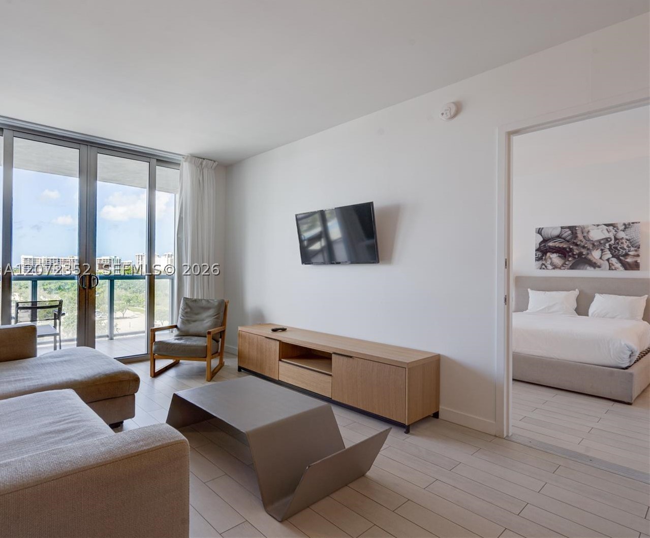 image Beachwalk Condominium9
