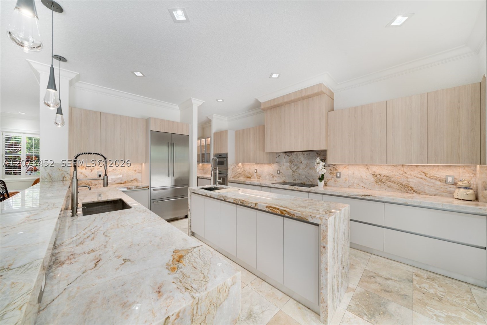 6235 Rolling Rd Dr Pinecrest, FL 33156
