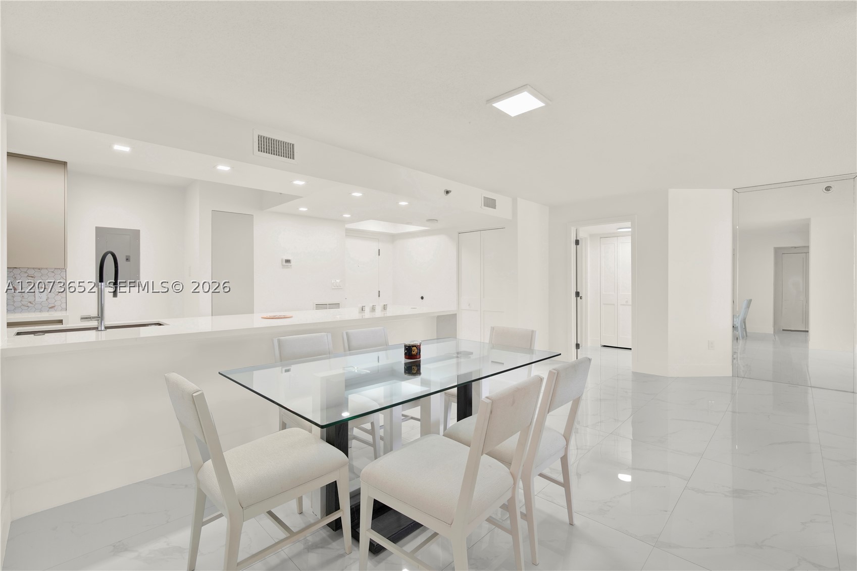 5757 Collins Ave #507 Miami Beach, FL 33140