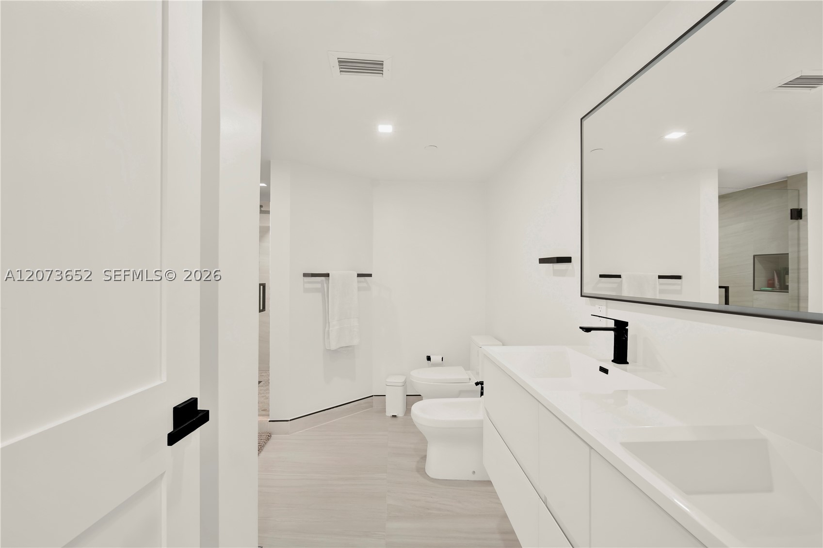 5757 Collins Ave #507 Miami Beach, FL 33140