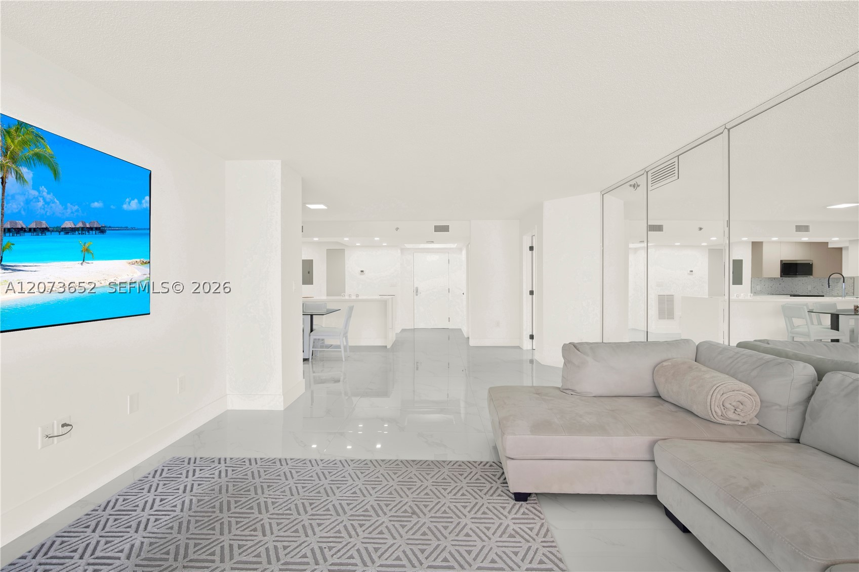 5757 Collins Ave #507 Miami Beach, FL 33140