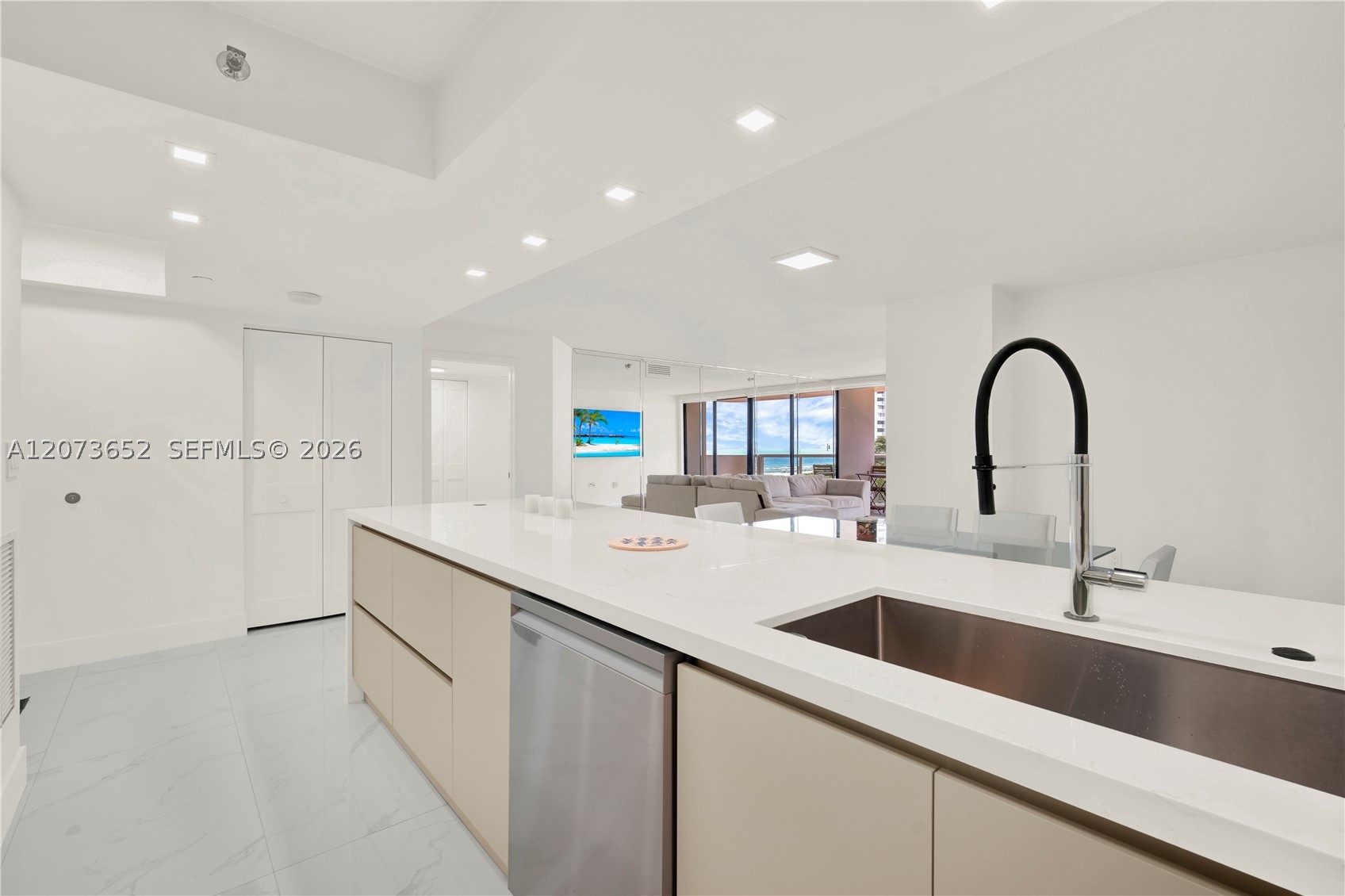 5757 Collins Ave #507 Miami Beach, FL 33140