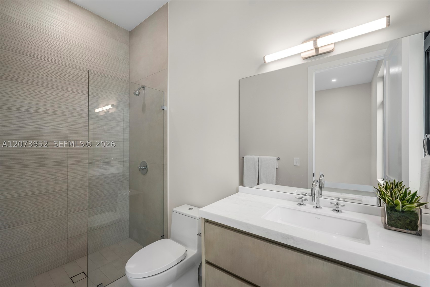 10860 SW 67th Ct Pinecrest, FL 33156