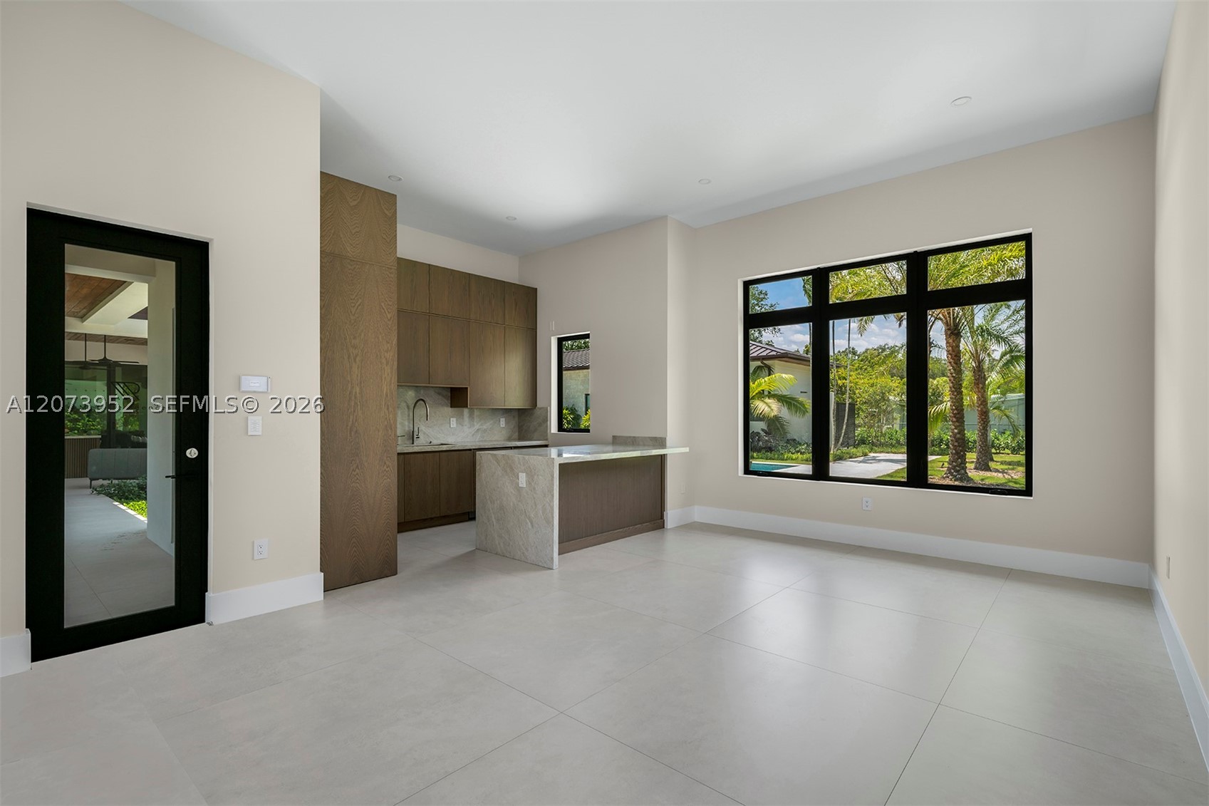10860 SW 67th Ct Pinecrest, FL 33156