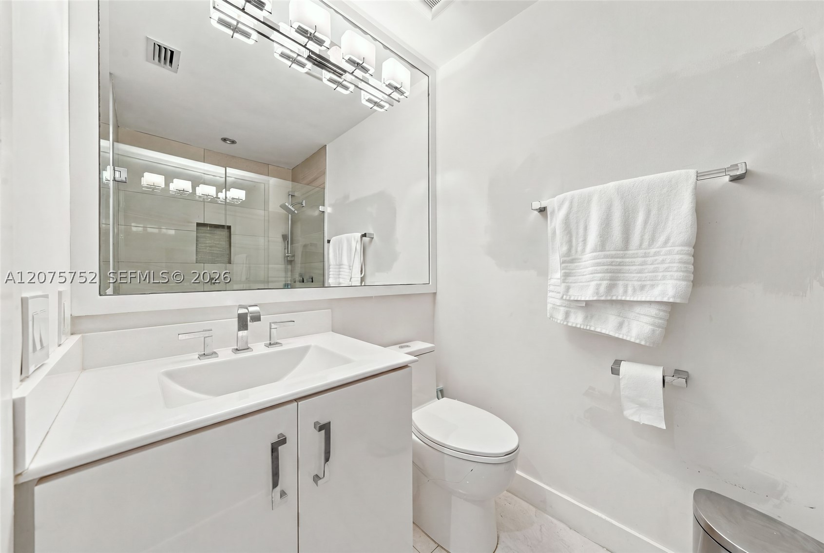 8250 SW 86th Ct Miami, FL 33143