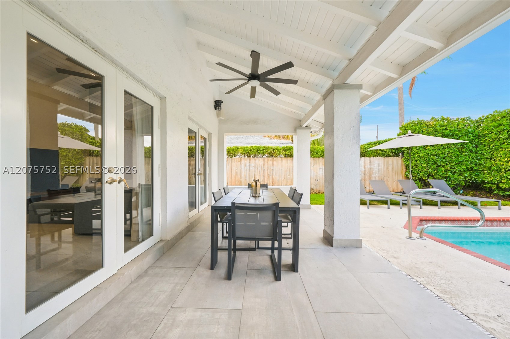 8250 SW 86th Ct Miami, FL 33143