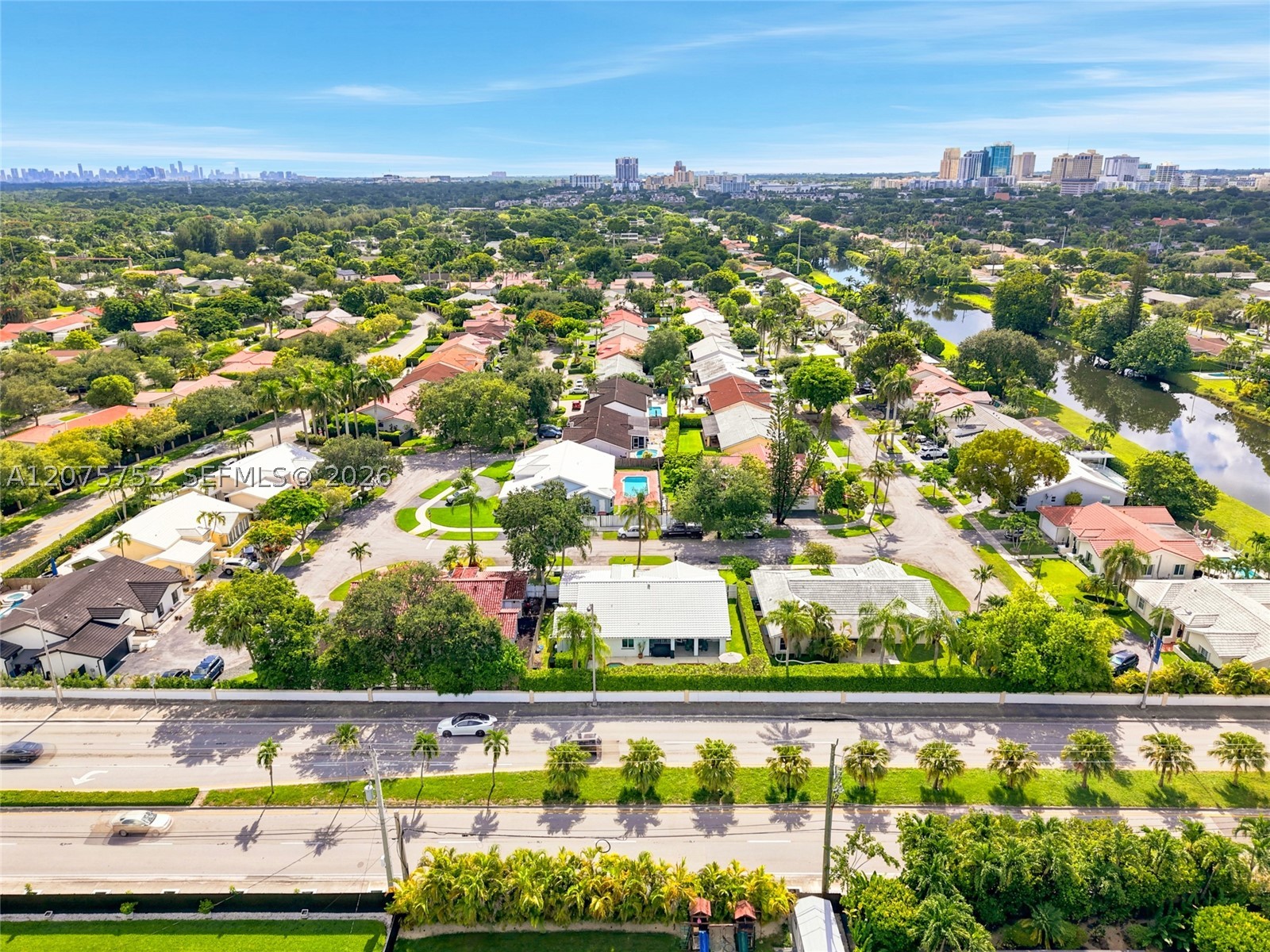 8250 SW 86th Ct Miami, FL 33143