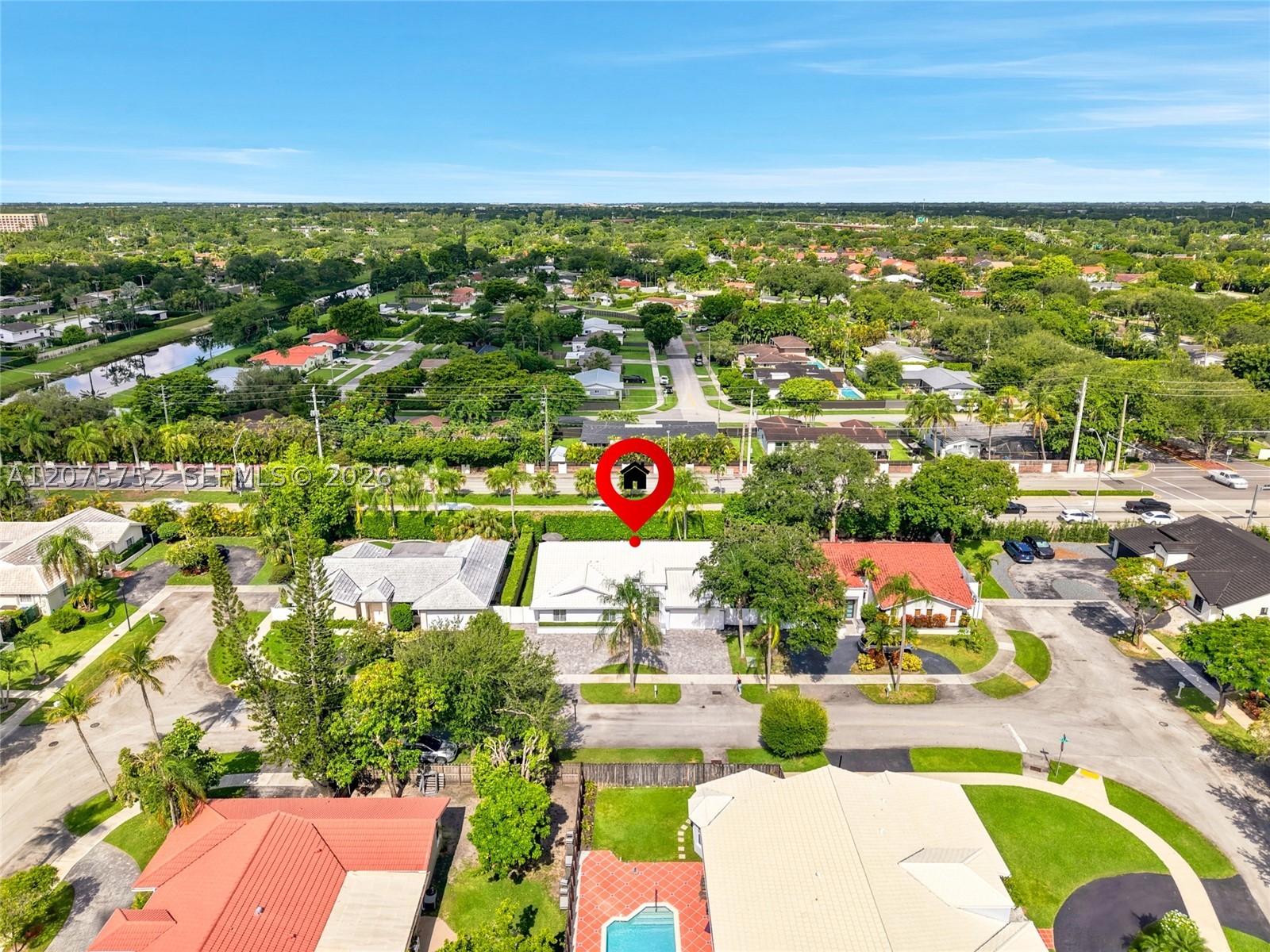 8250 SW 86th Ct Miami, FL 33143