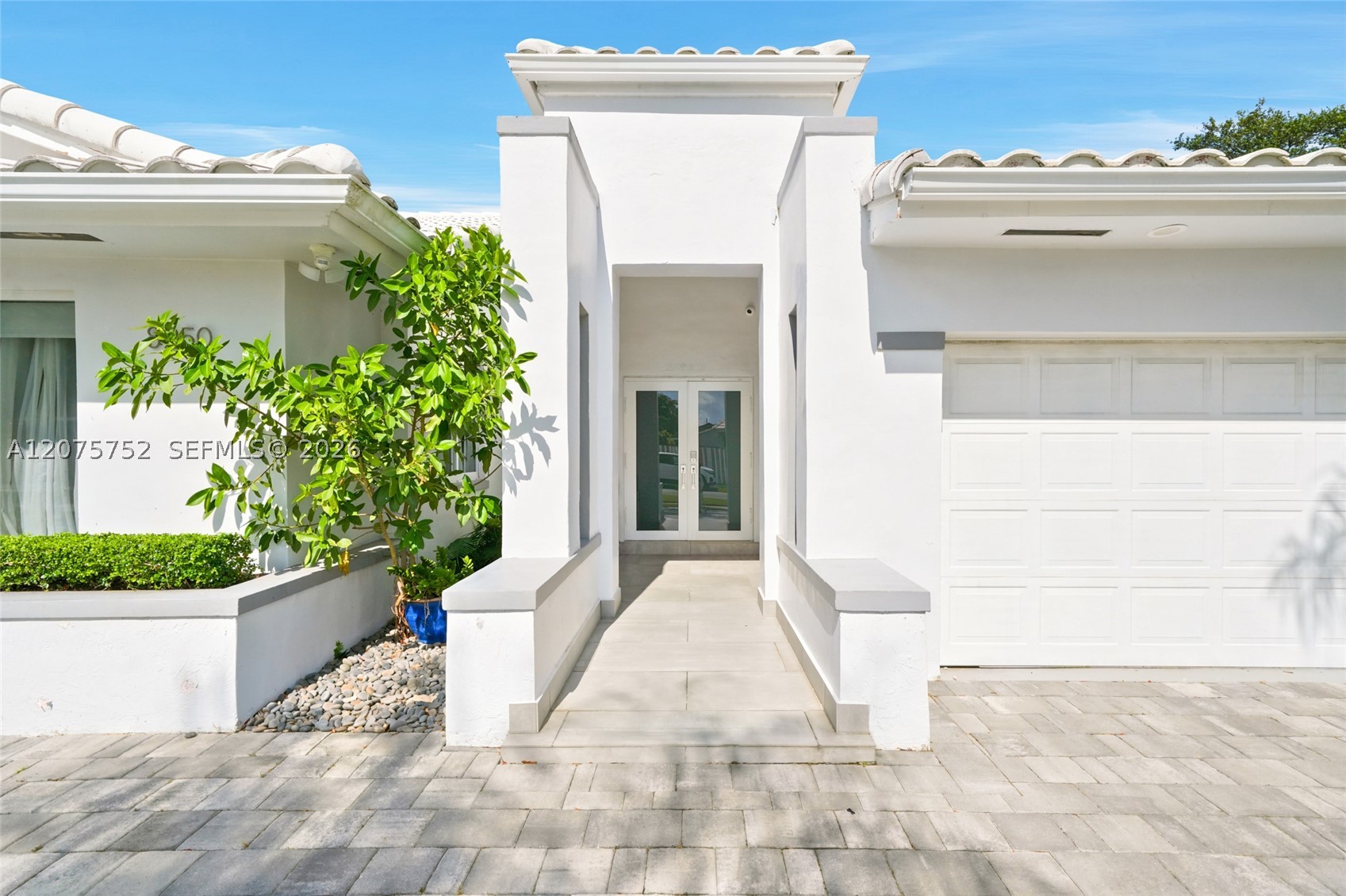 8250 SW 86th Ct Miami, FL 33143