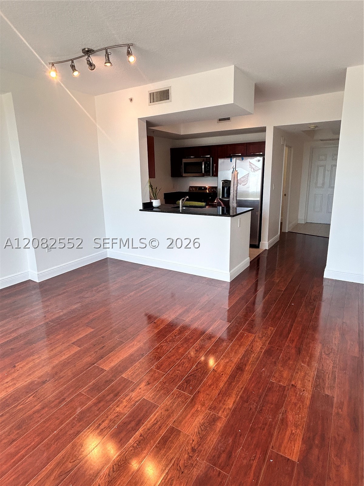 7275 SW 90th Way #605