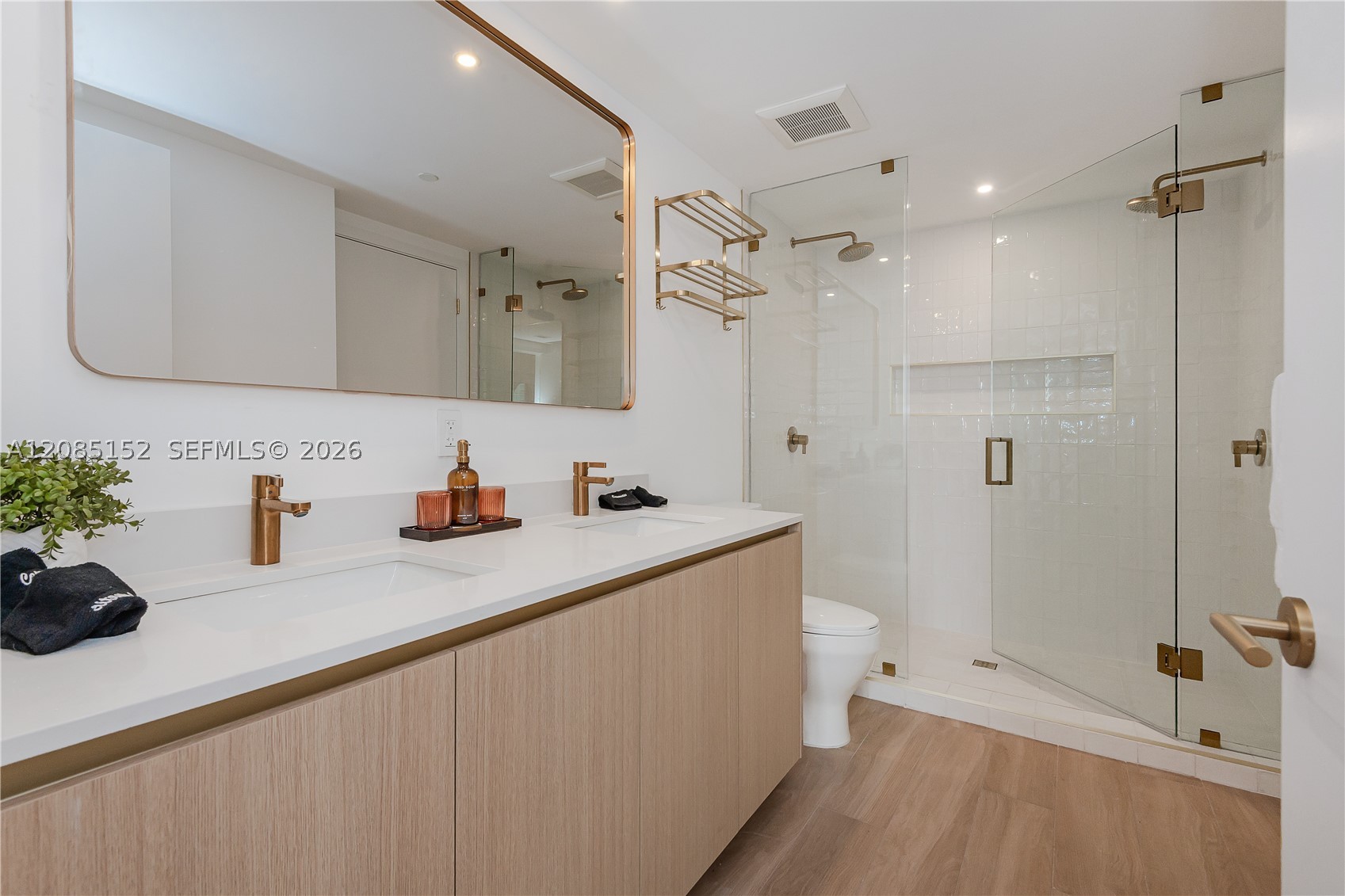 image The Standard Residences Midtown Miami15