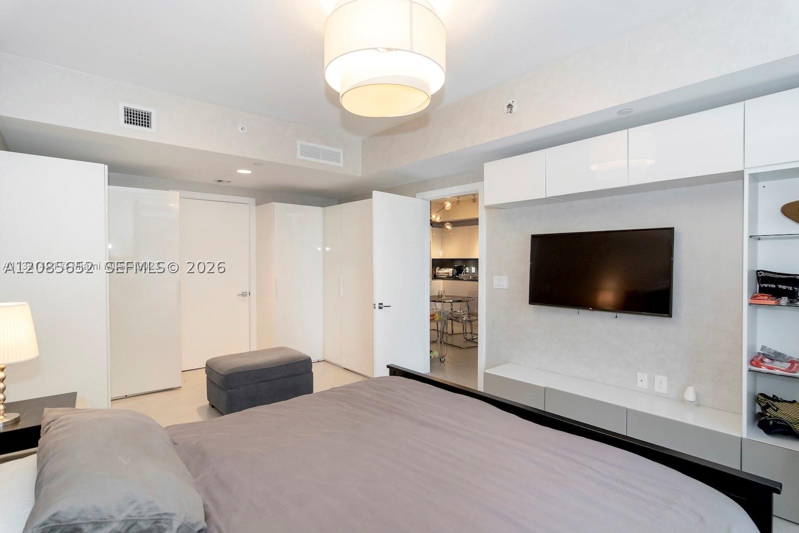 image 1010 Brickell16