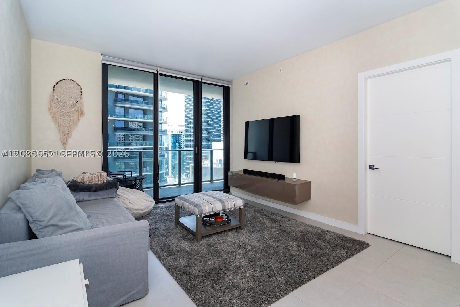 image 1010 Brickell8