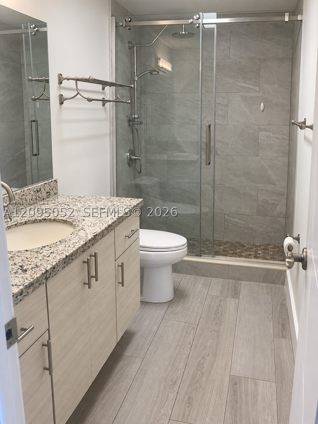 image Arlen House West3